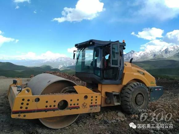 国机重工<a href=//product.d1cm.com/danganglun/ target=_blank>单钢轮压路机</a>