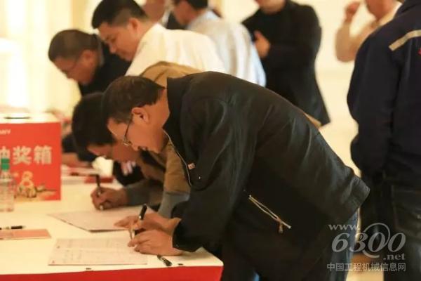 南昌站，客户踊跃签到，参与<a href=//news.d1cm.com/exhibition/ target=_blank>展会</a>